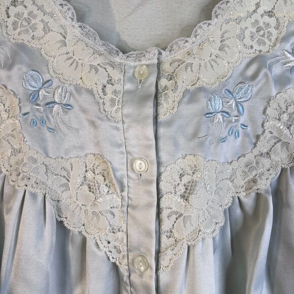 Miss Elaine Classics Vintage Nightgown Satiny Lace Detail Bodice Long Sz Medium - Picture 4 of 9